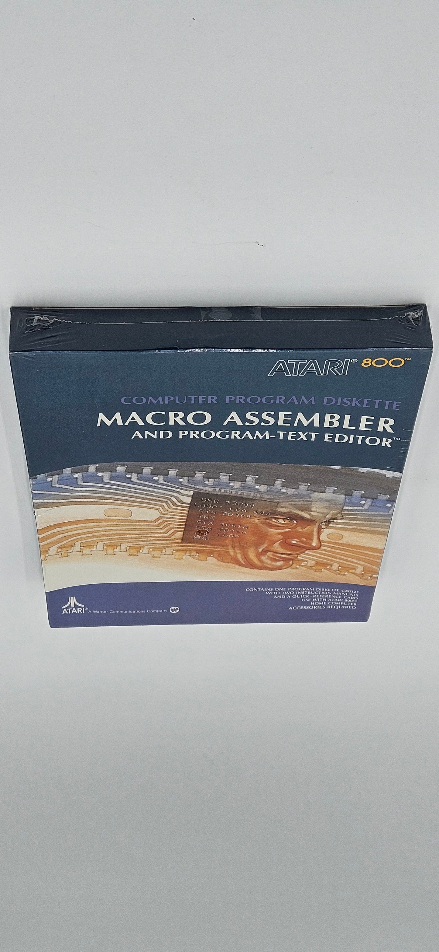 Macro Assembler and Program Text Editor Atari 400/800