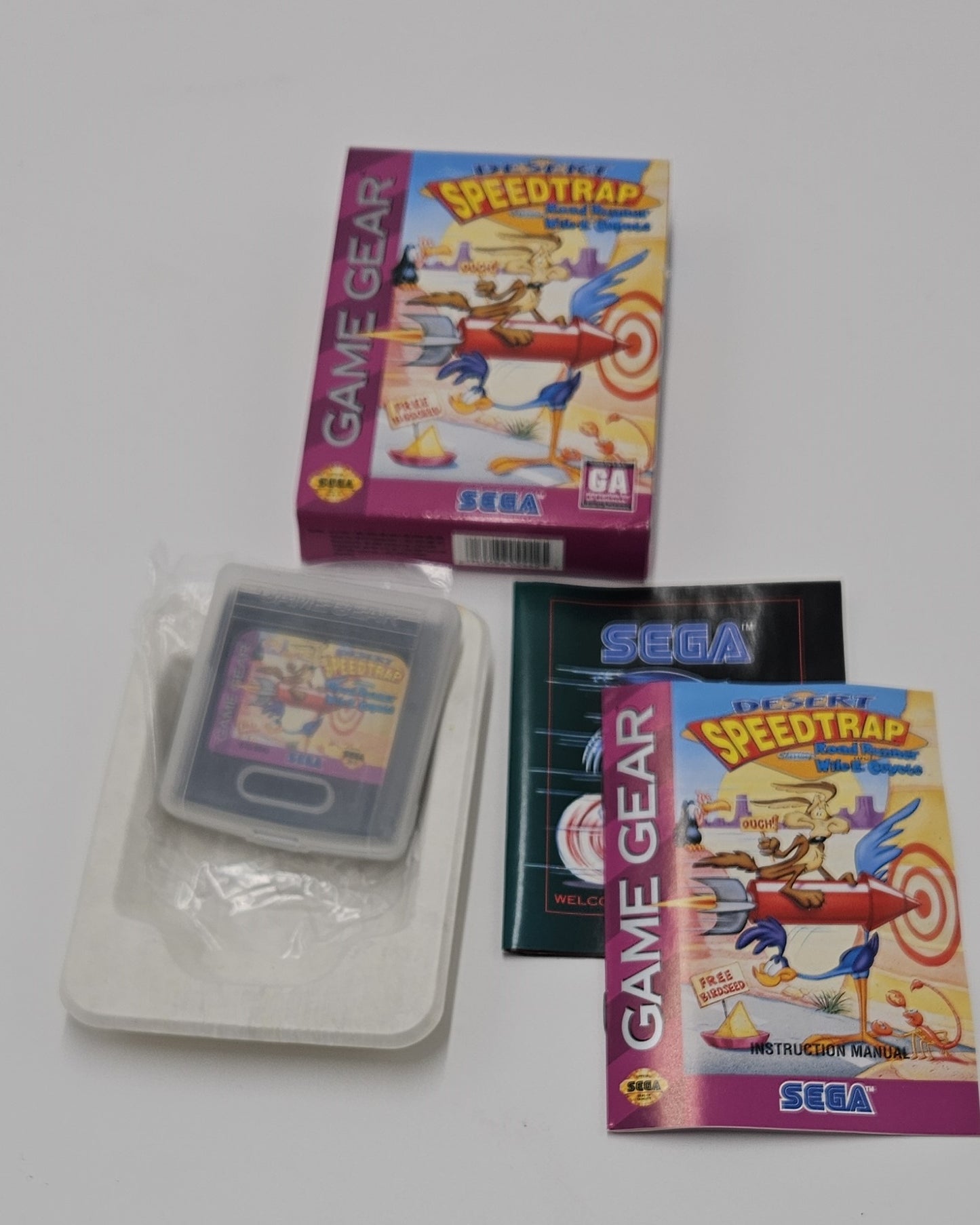 Desert Speedtrap starring Road Runner and Wile E. Coyote Game Gear